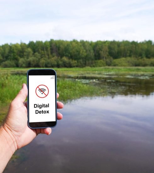 Digital Detox: Why Reducing Screen Time Improves Health